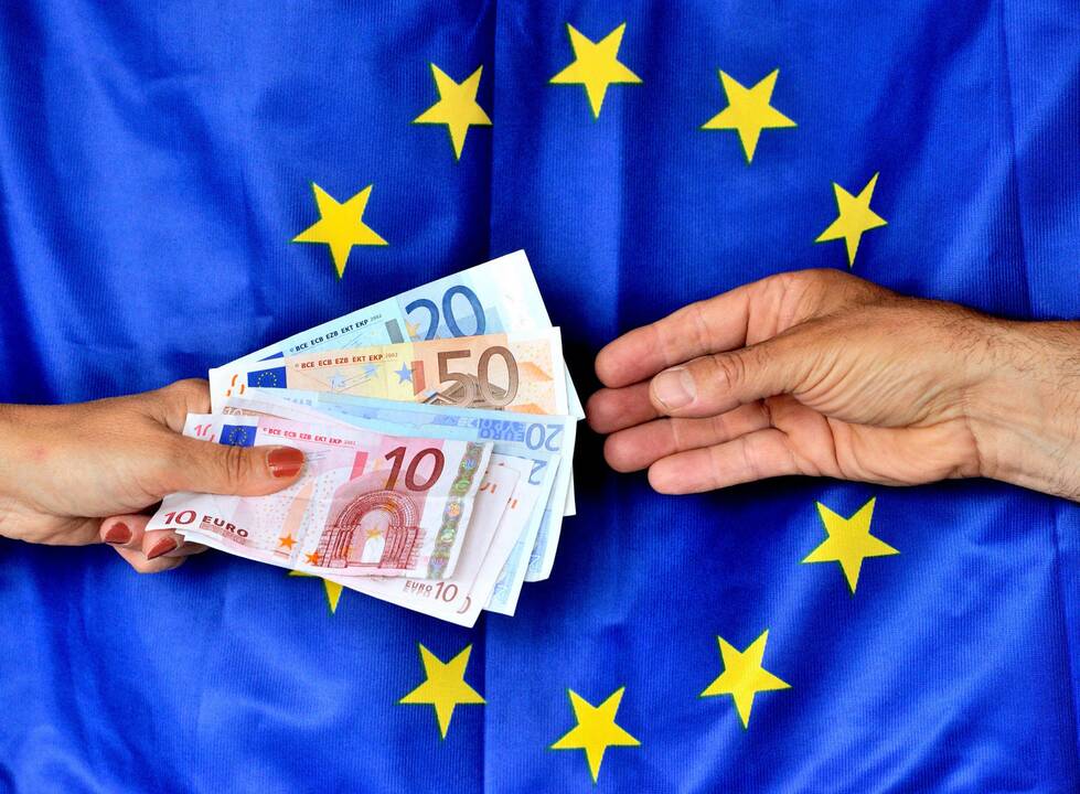 Prastos žinios iš Europos Komisijos – pinigų Lietuvai siūlo skirti mažiau