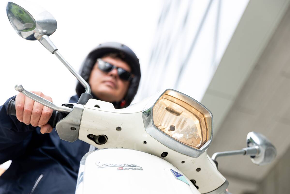 
<span>Vilniuje nebeveiks elektrinių motorolerių dalinimosi paslaugas teikęs „Skok“</span>
