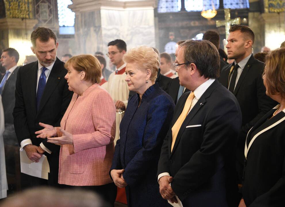 Prezidentė dalyvavo E. Macrono apdovanojime