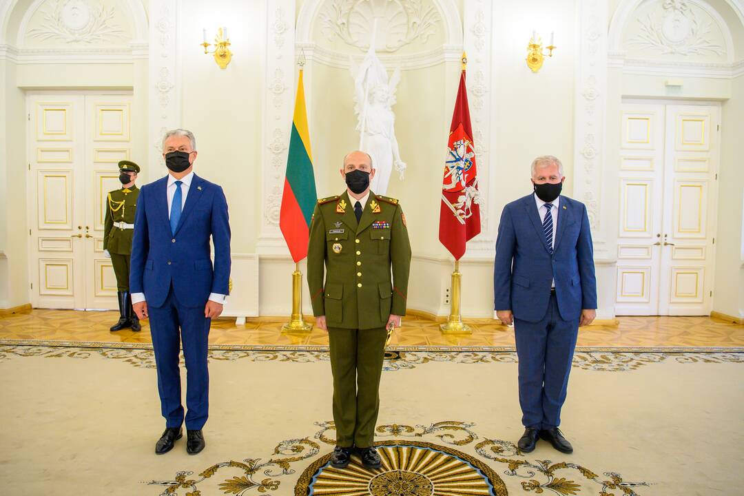 Prezidentas suteikia brigados generolo laipsnius