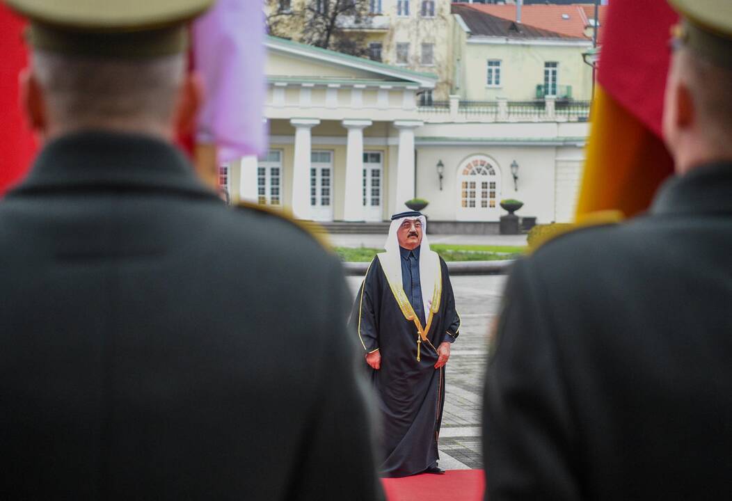 Prezidentas priėmė ambasadorių skiriamuosius raštus