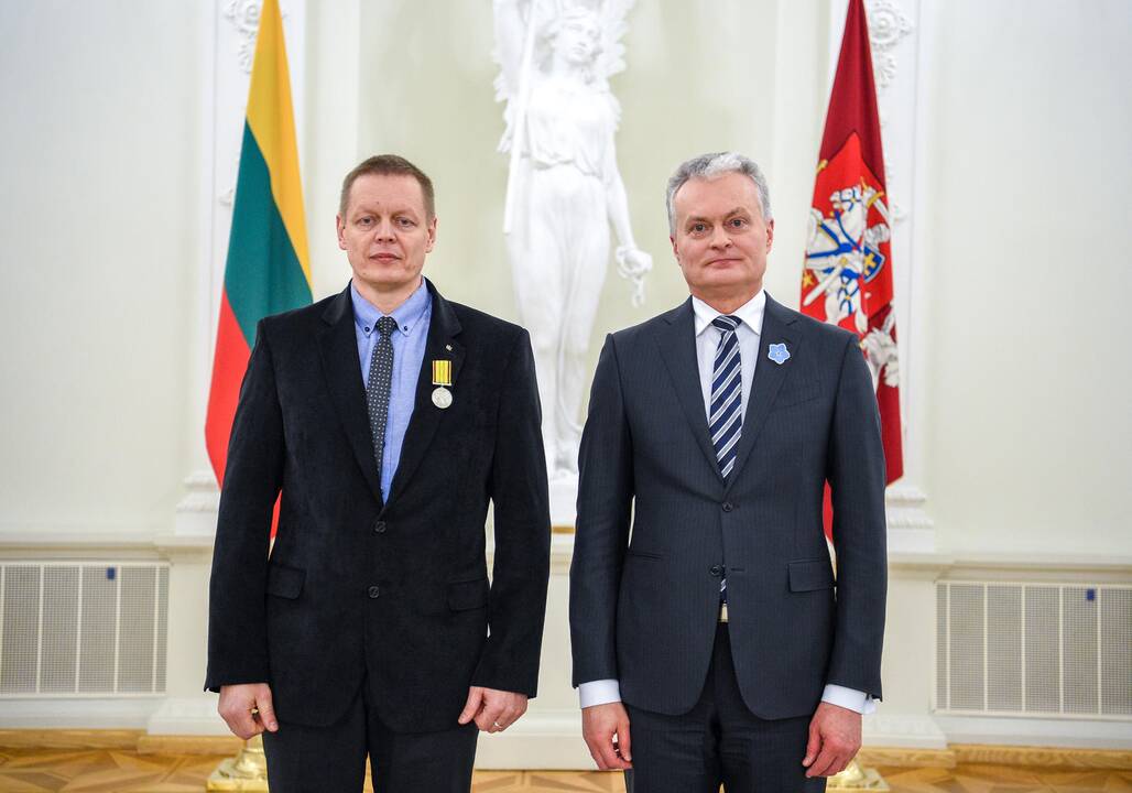 Prezidentas įteikė Sausio 13-osios medalius