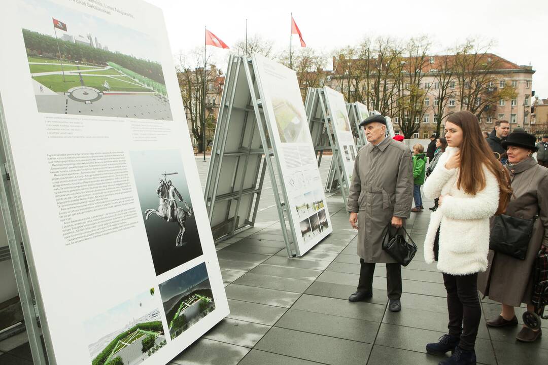 „Talka kalbai ir tautai“ prašo Lukiškių aikštės konkursą pripažinti niekiniu