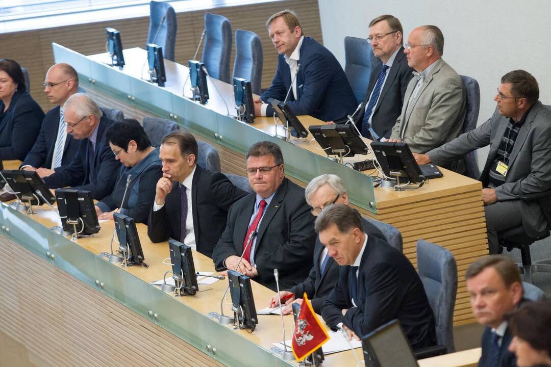 Darbdaviai įvertino ketverių metų Vyriausybės darbą