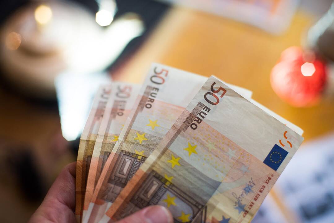 Sukčius iš klaipėdietės išviliojo 950 eurų