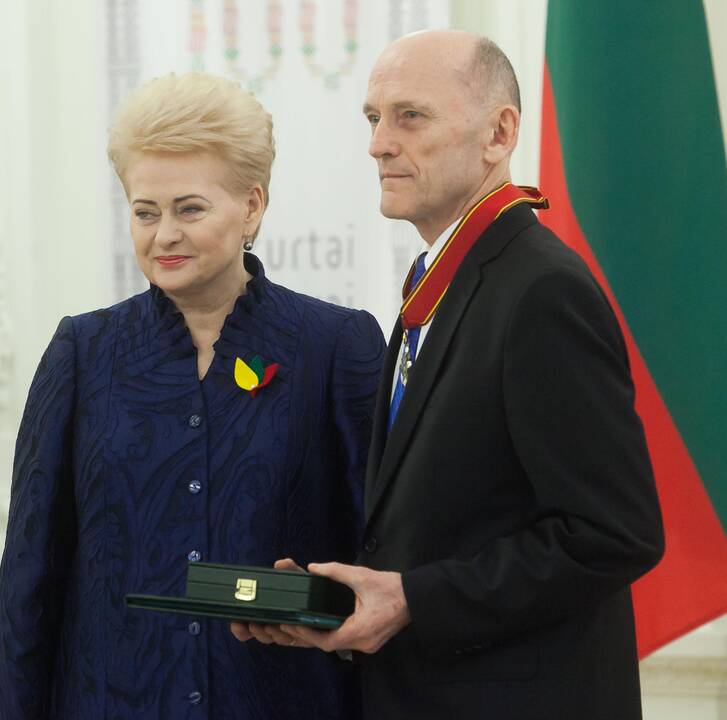 Apdovanojimai už nuopelnus Lietuvai