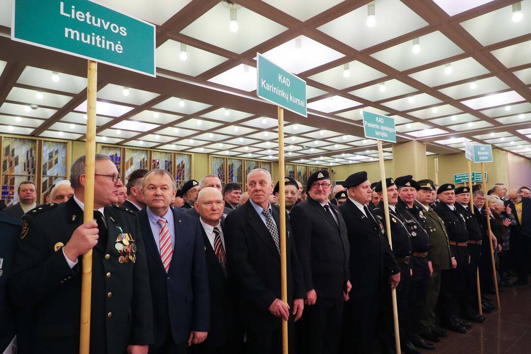Laisvės gynėjų rikiuotė Seime