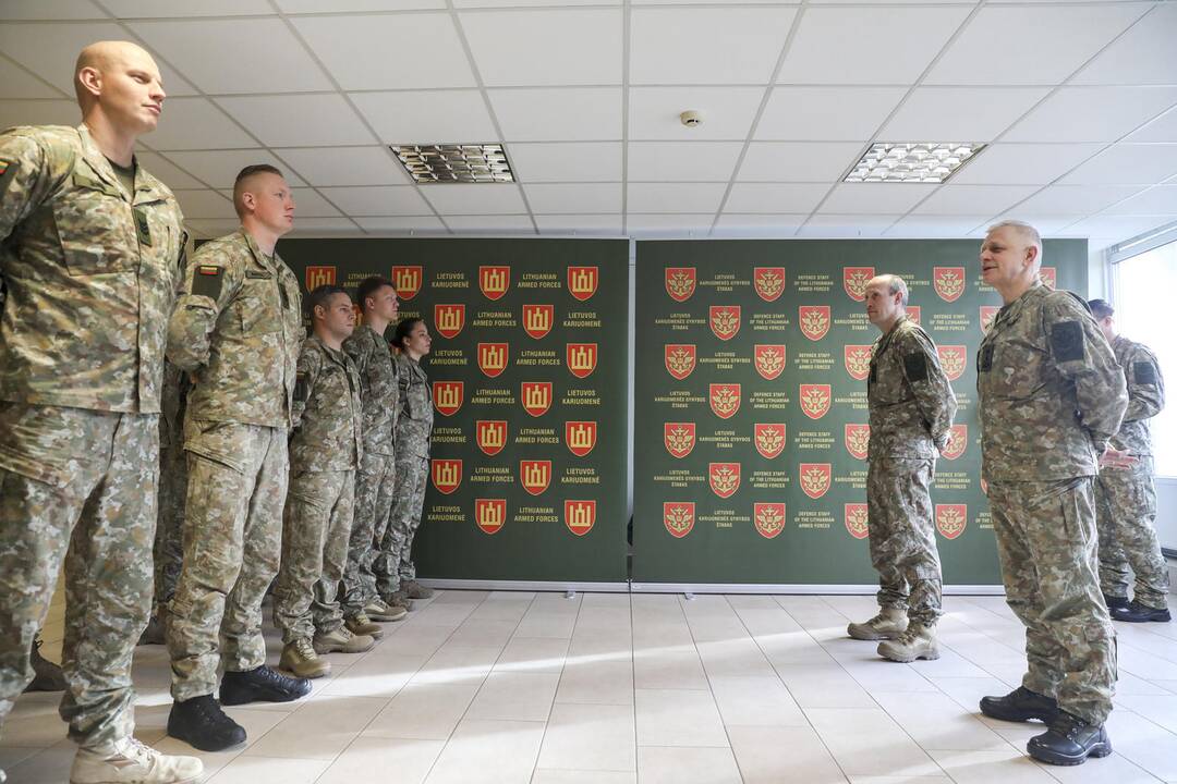 Apdovanoti iš misijos Irake grįžę kariai