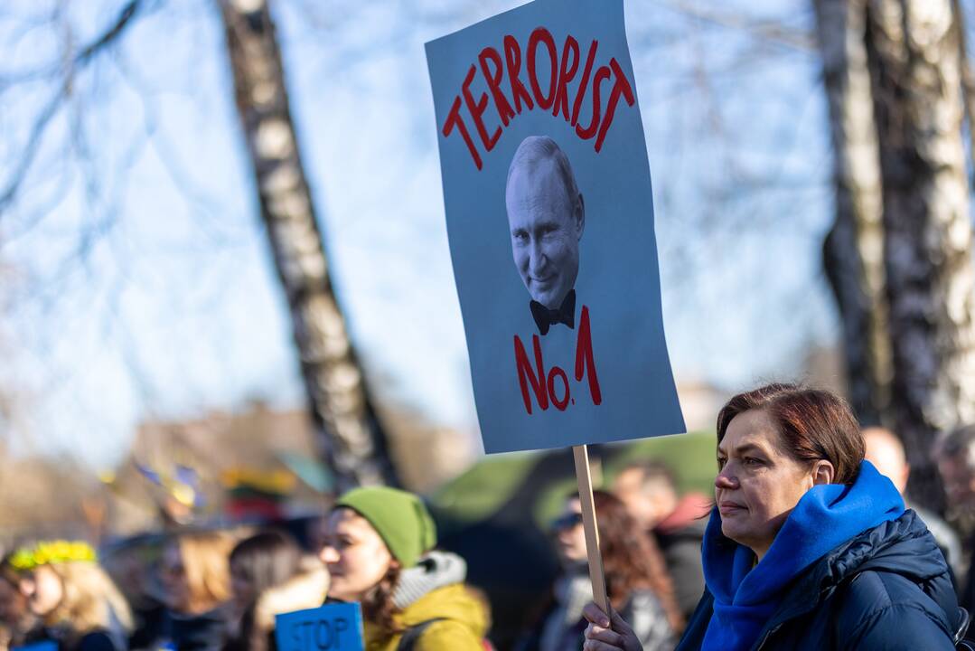 Apklausa: sankcijoms Rusijai pritaria 84 proc. Lietuvos gyventojų