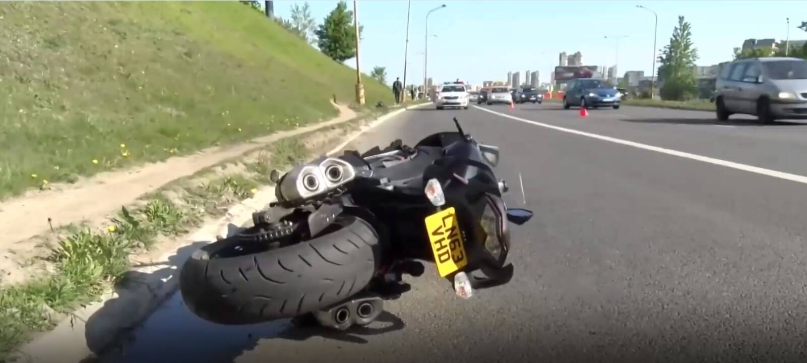 Vilniuje per avariją sunkiai sužalotas motociklininkas