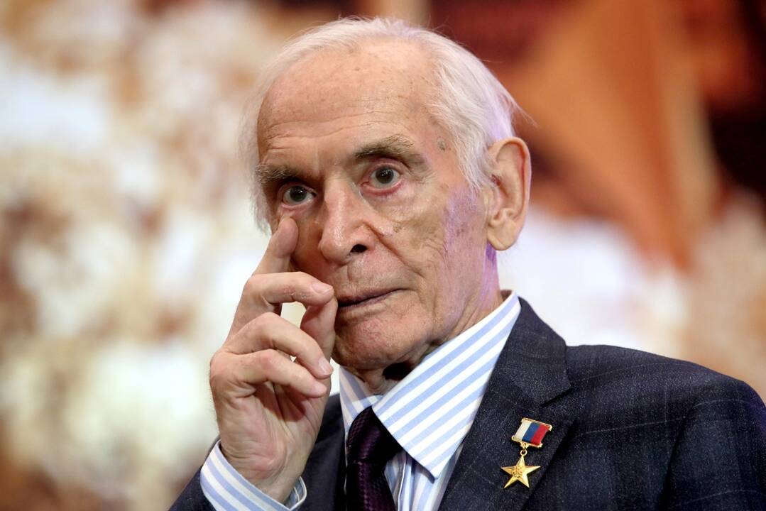 Nuo COVID-19 mirė garsus sovietų ir Rusijos aktorius V. Lanovojus