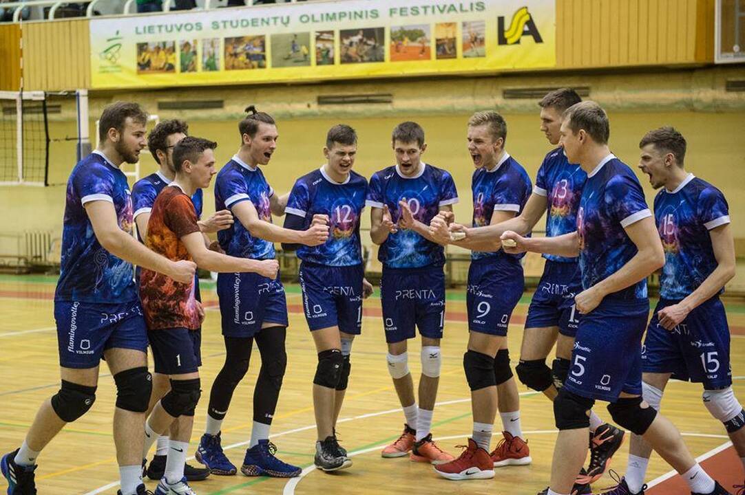 Šešis kartus Lietuvos čempionate triumfavusi Vilniaus "Flamingo Volley" komanda, nesulaukusi miesto paramos, pasitraukė iš varžybų.