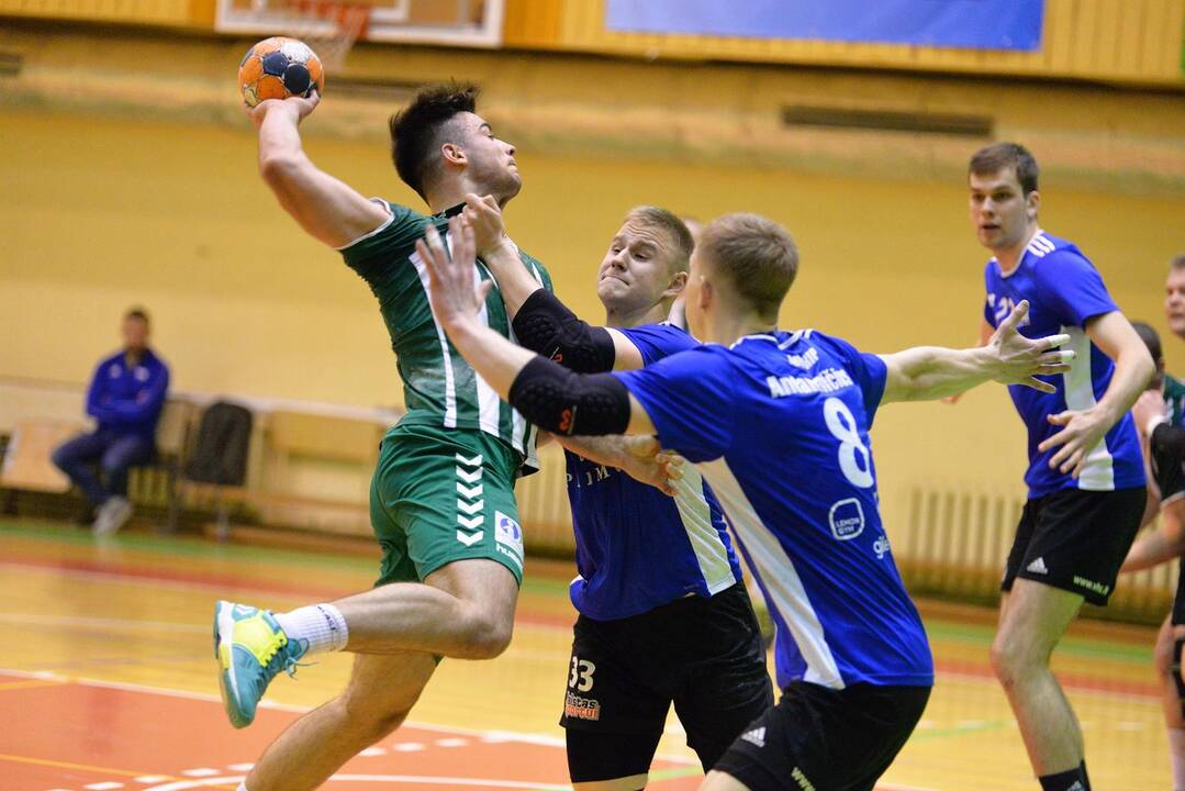 Stiprūs: Vilniaus VHC "Šviesa" rankininkai antrus metus iš eilės grumsis Lietuvos rankinio lygos finale.