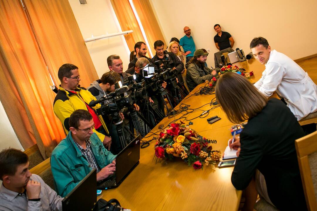 Spaudos konferencija dėl M. Kalniečio traumos