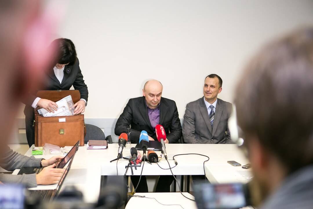 Spaudos konferencija dėl padirbtų eurų
