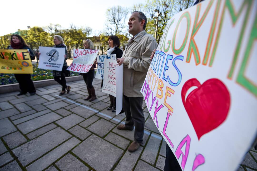 Protestas prie Kauno miesto savivaldybės