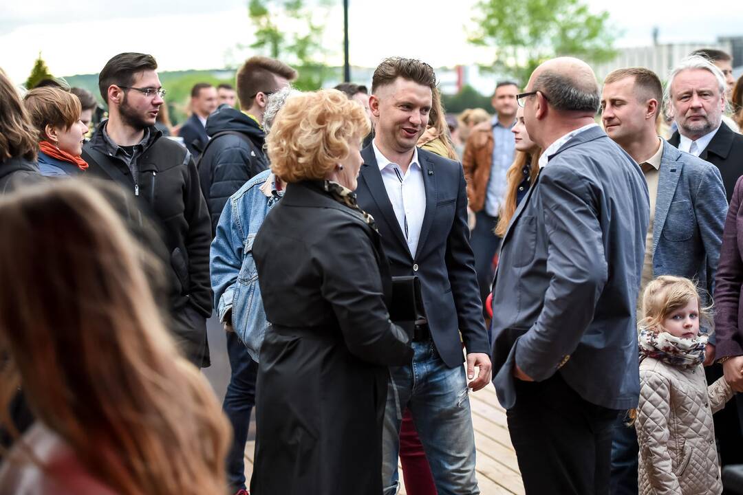 Duris atvėrė „Pilies sodas“
