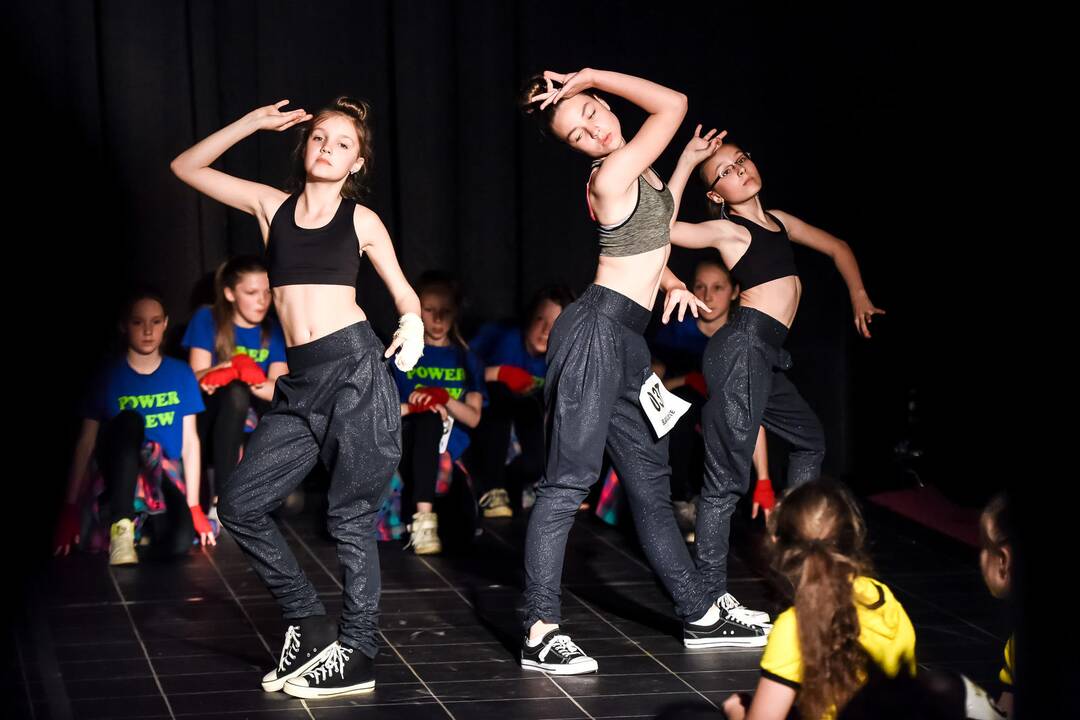 Šokių čempionatas „Black & White dance session“