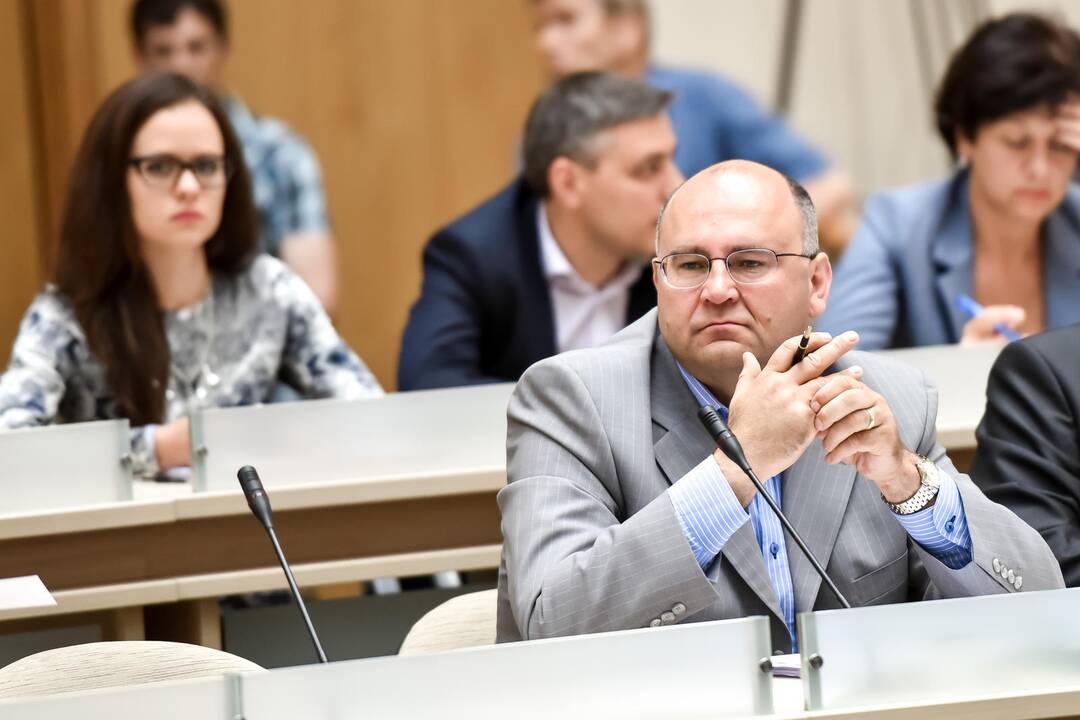 Tarybos posėdis 2015-06-30