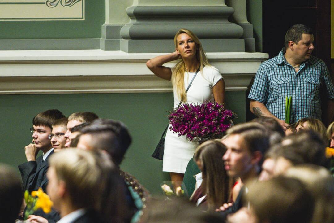 KTU gimnazijos brandos atestatų įteikimas