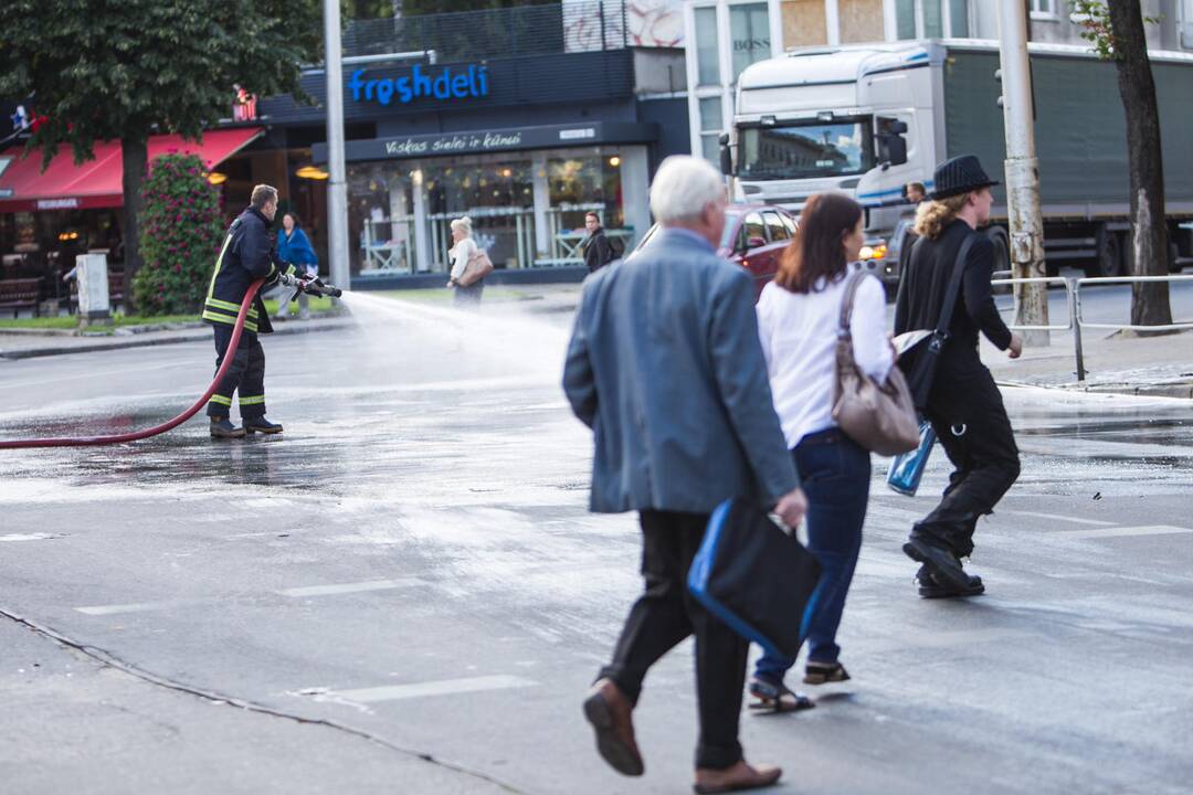 Avarija Savanorių prospekto kalno papėdėje