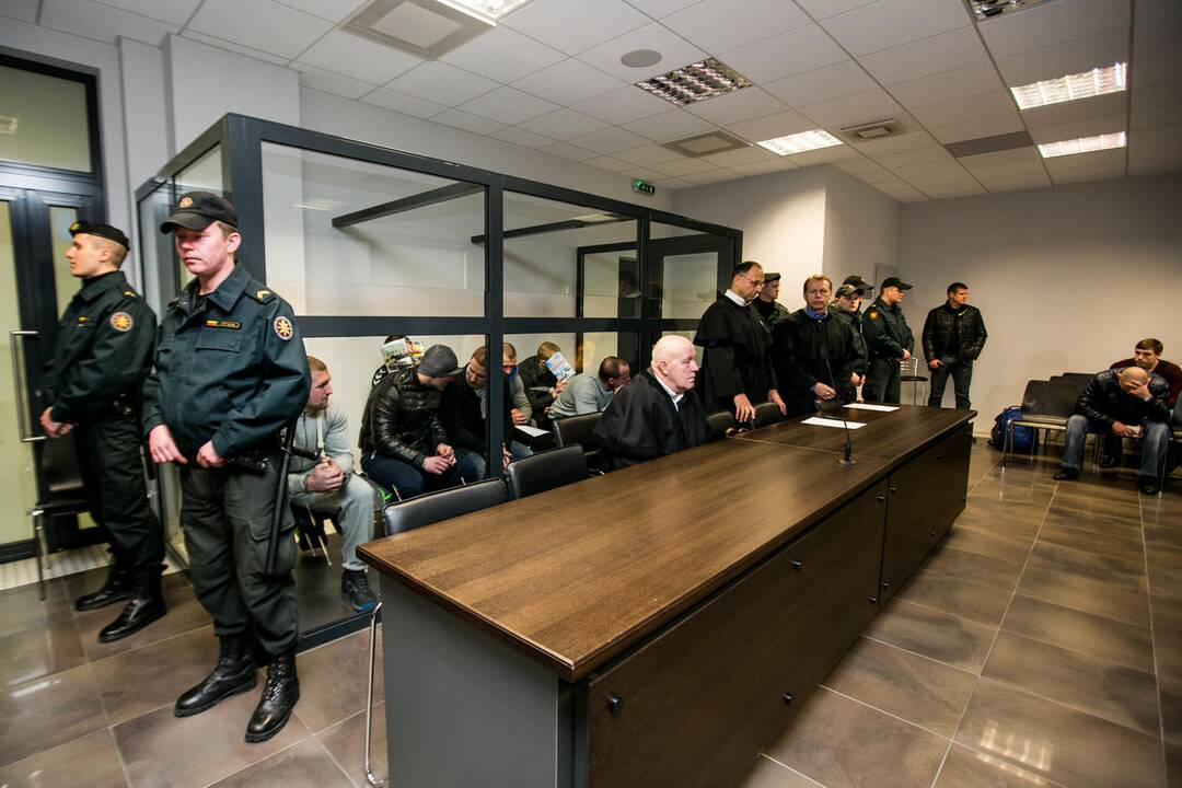 Paskelbtas Alytaus nusikalstamos Brazilkinių gaujos bylos nuosprendis