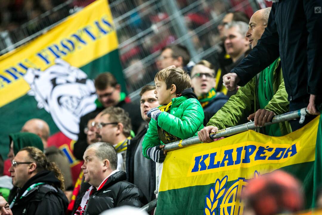 Futbolas: Lietuva - Šveicarija 