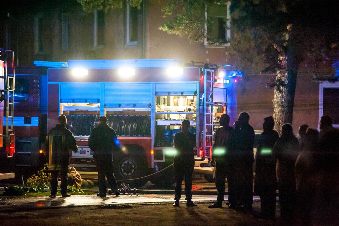  Ekskavatorininkų g. degė gyvenamasis namas