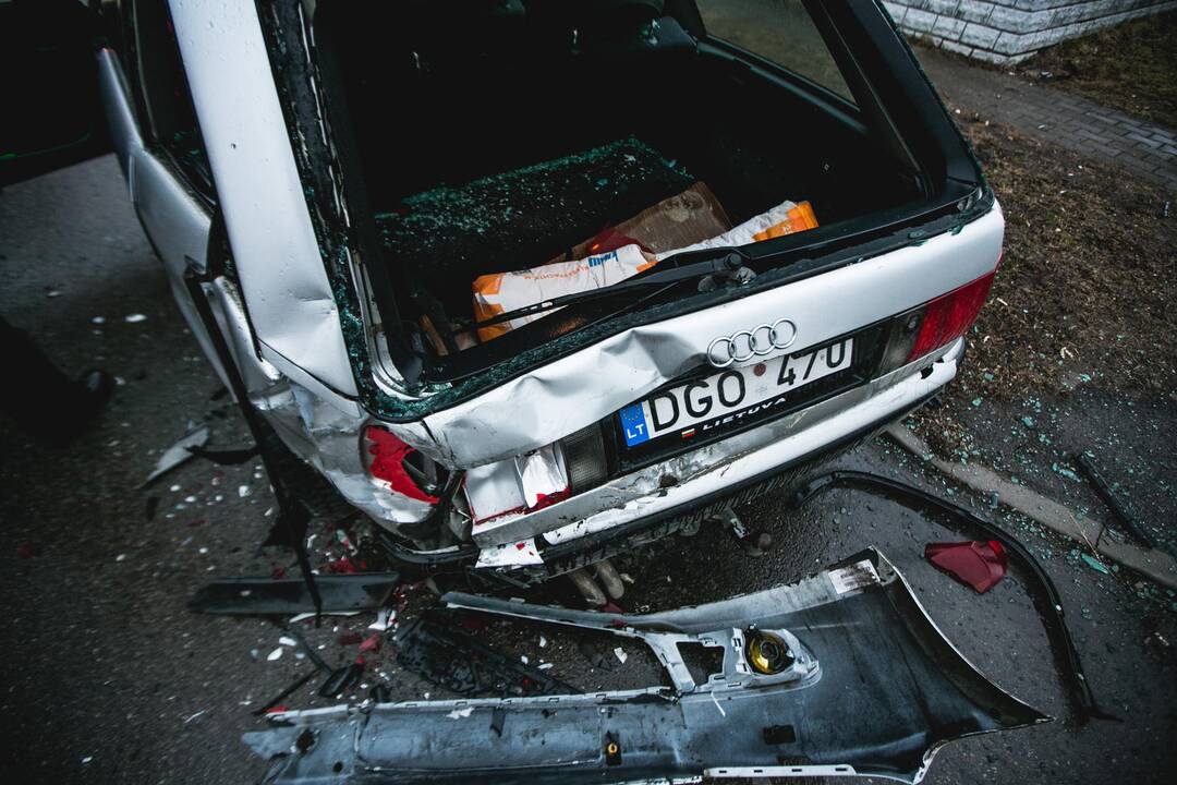 M. Jankaus gatvėje susidūrė penki automobiliai
