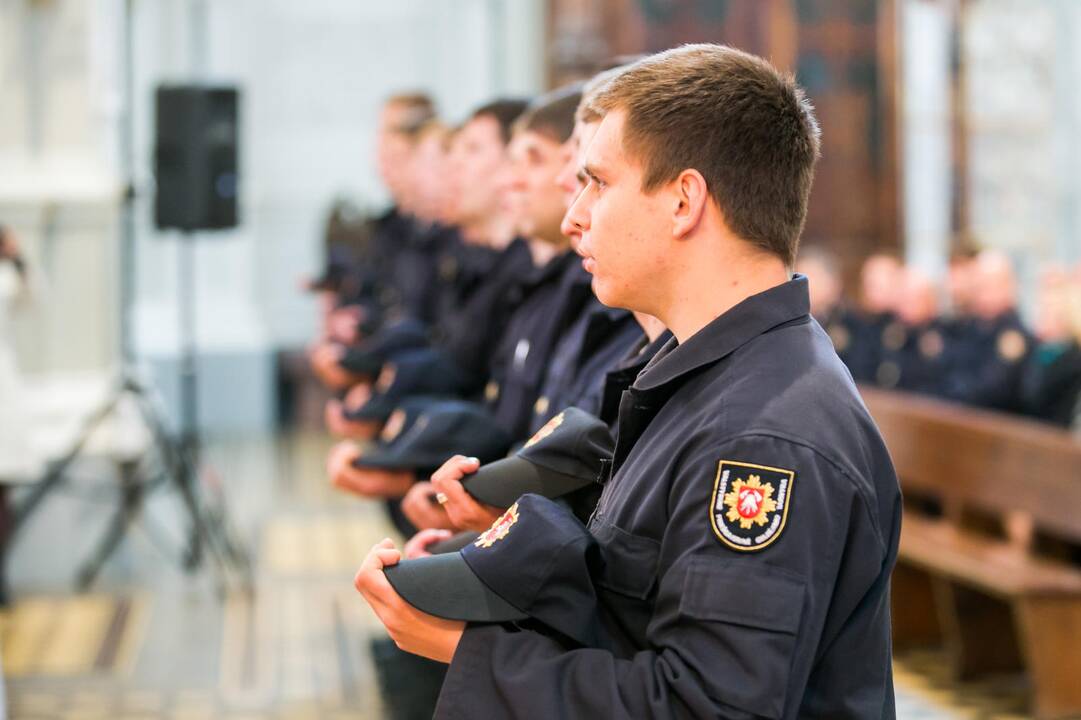 Ugniagesių priesaikos priėmimas ir apdovanojimai Kaune