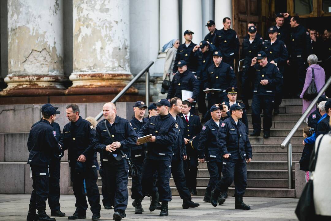 Ugniagesių priesaikos priėmimas ir apdovanojimai Kaune