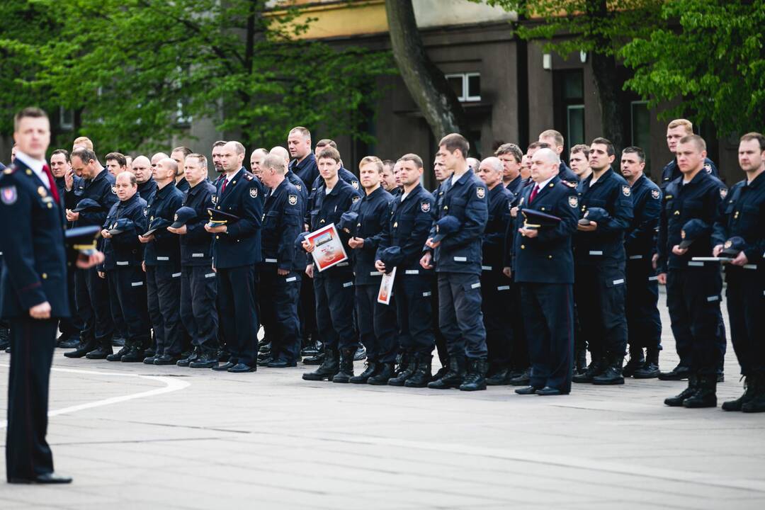 Ugniagesių priesaikos priėmimas ir apdovanojimai Kaune