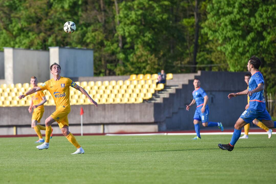 Futbolas: „Stumbras“ – „Trakai“