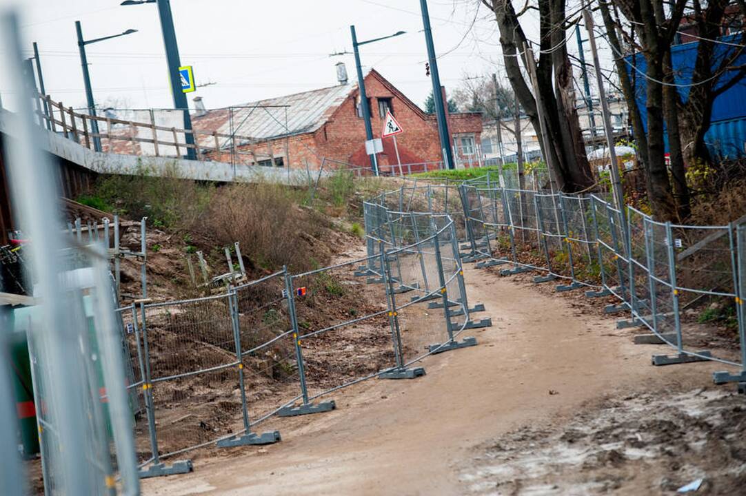 Savaitgaliui atidarytas laikinasis tiltas per Nemuną