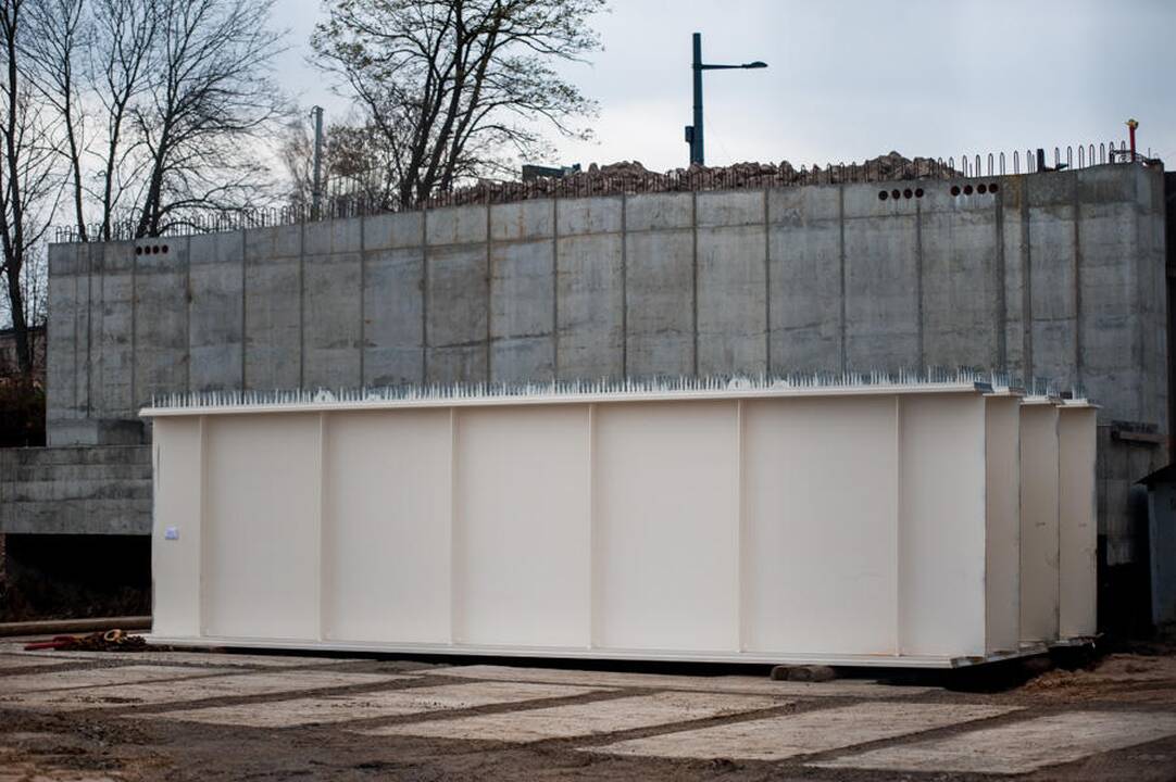 Savaitgaliui atidarytas laikinasis tiltas per Nemuną