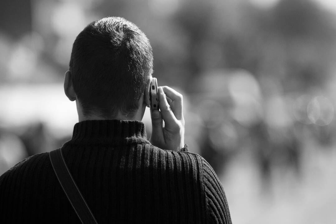 Prieš teismą stos senjorių santaupas pasisavinę telefoniniai sukčiai