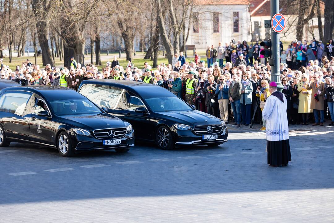 Pratybose žuvusių JAV karių pagerbimo ceremonija