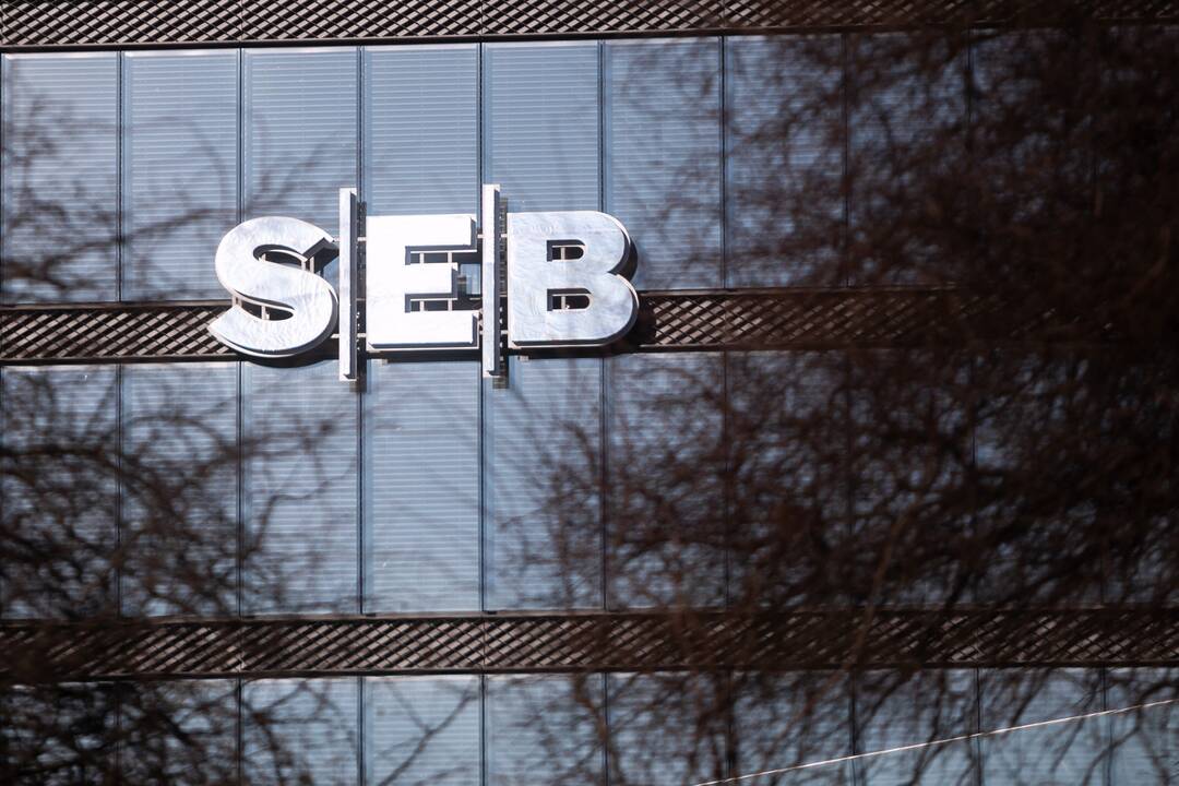 Premjeras: bankai iš Lietuvos nežada trauktis, dėl SEB būstinės – istorija nebaigta