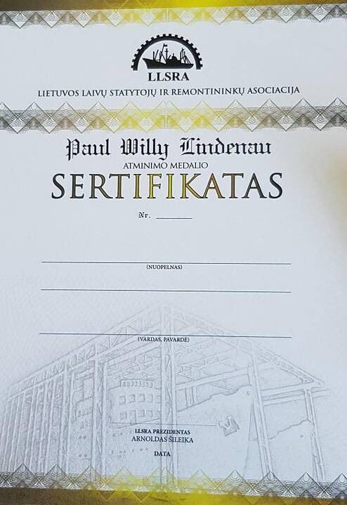 Apdovanojimas: atlietas Pauliaus Vilio Lindenau medalis ir jo teikimo sertifikatas. 