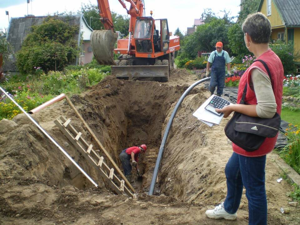 „Klaipėdos vanduo“ nutiesė naujai įrengtus vandentiekio ir buitinių nuotekų tinklus