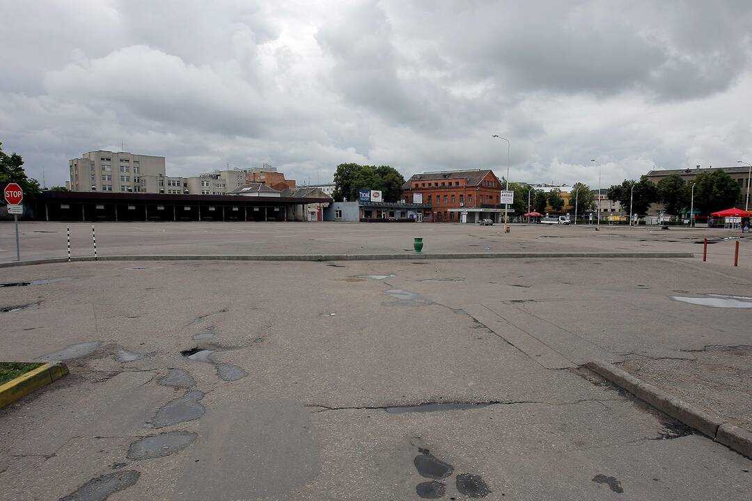 Kaune pradėjo veikti laikinoji autobusų stotis