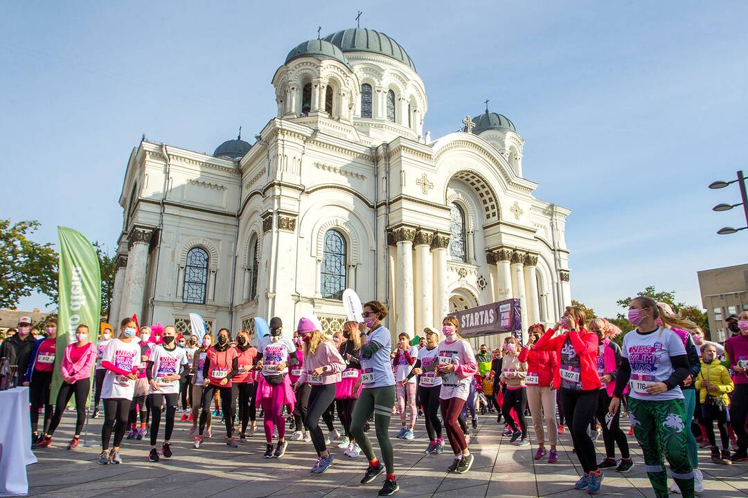 Rožinio kaspino bėgimas „Pink Run su BENU 2021“