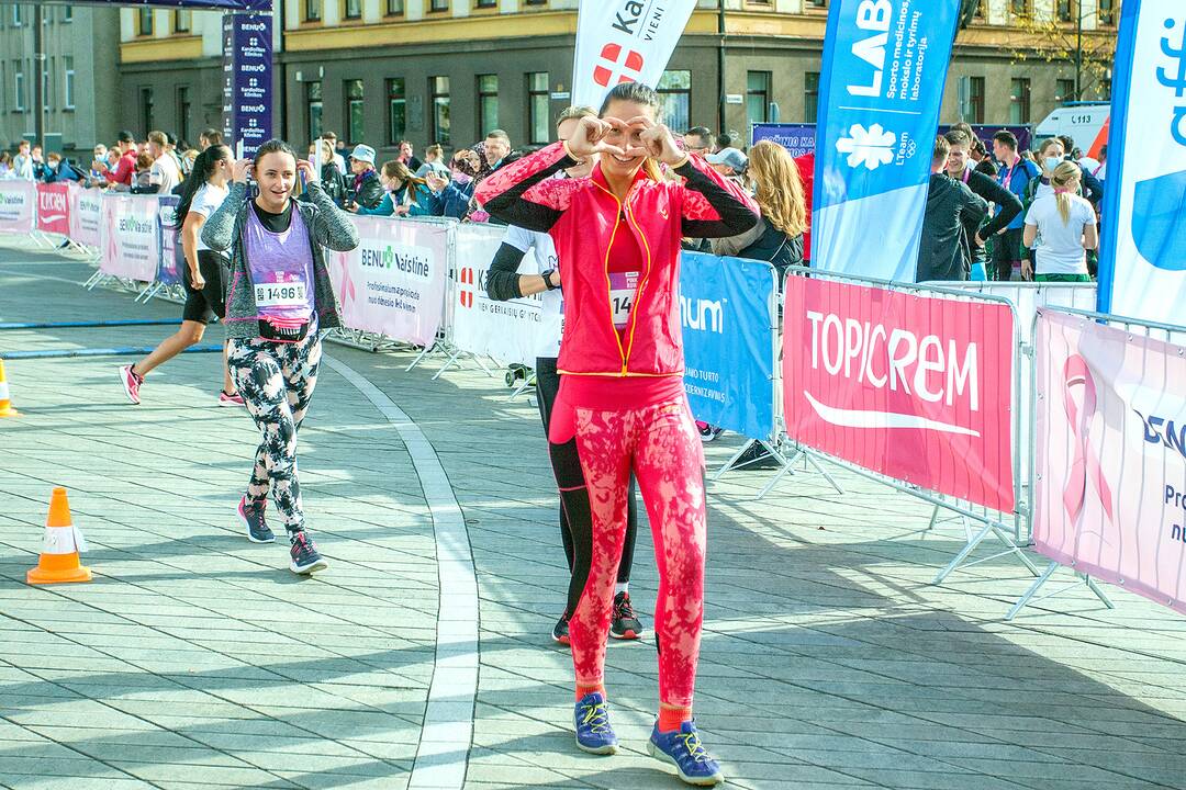 Rožinio kaspino bėgimas „Pink Run su BENU 2021“