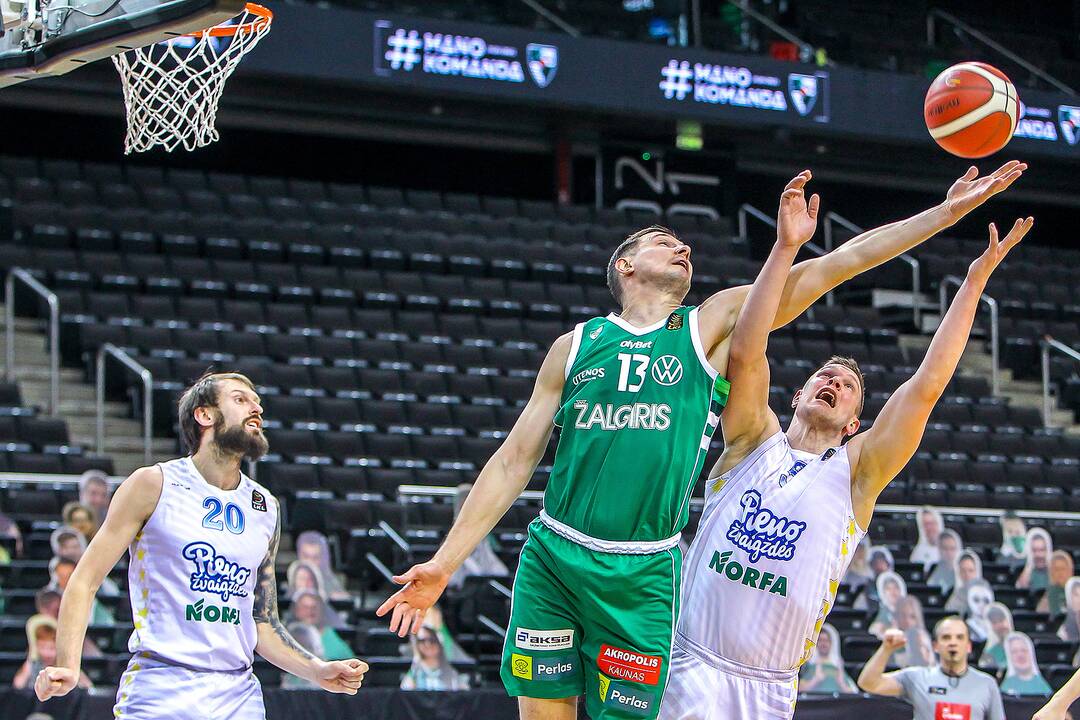 KMT ketvirtfinalis: „Žalgiris“ – „P. žvaigždės“ 103:77
