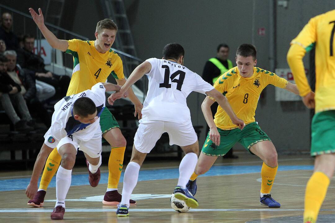 Futsalo kontrolinės: Lietuva – Kirgizija 2:6