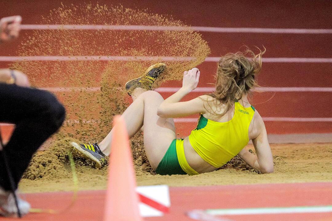 Lengvoji atletika. LLAF žiemos taurė 2020