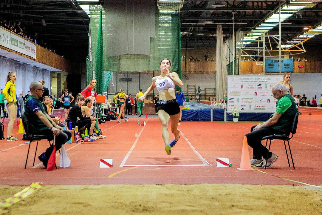 Lengvoji atletika. LLAF žiemos taurė 2020