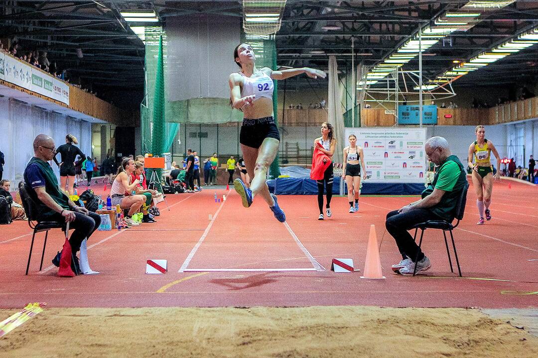 Lengvoji atletika. LLAF žiemos taurė 2020