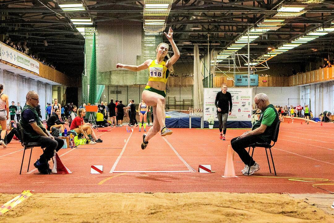 Lengvoji atletika. LLAF žiemos taurė 2020