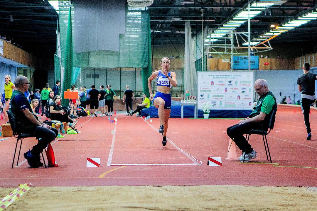 Lengvoji atletika. LLAF žiemos taurė 2020
